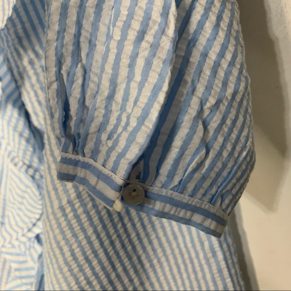 Listicle blue and white top with bow - Picture 5 of 6